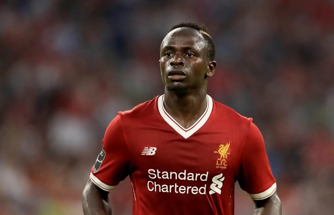 Sadio Mane nezapomněl na své kořeny.
