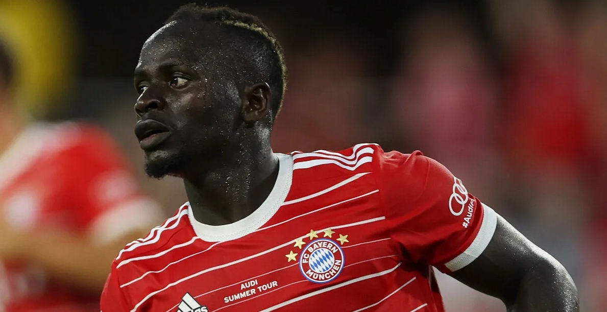 Mane pokračoval v předvádění svých vůdčích kvalit